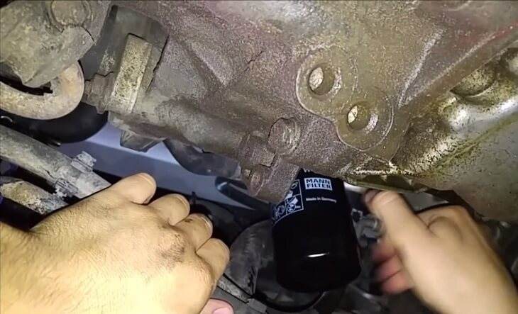 Install A New Oil Filter