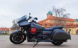 Black Moto Guzzi MGX-21 BAGGER motorbike
